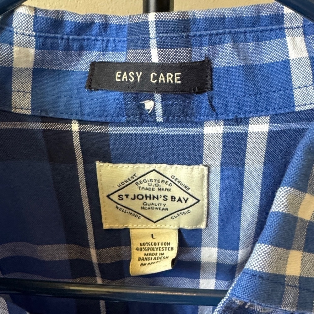 St. John's Bay Blue Plaid Button-Down Shirt Large Like New A44 Beauty!! - Picture 2 of 11